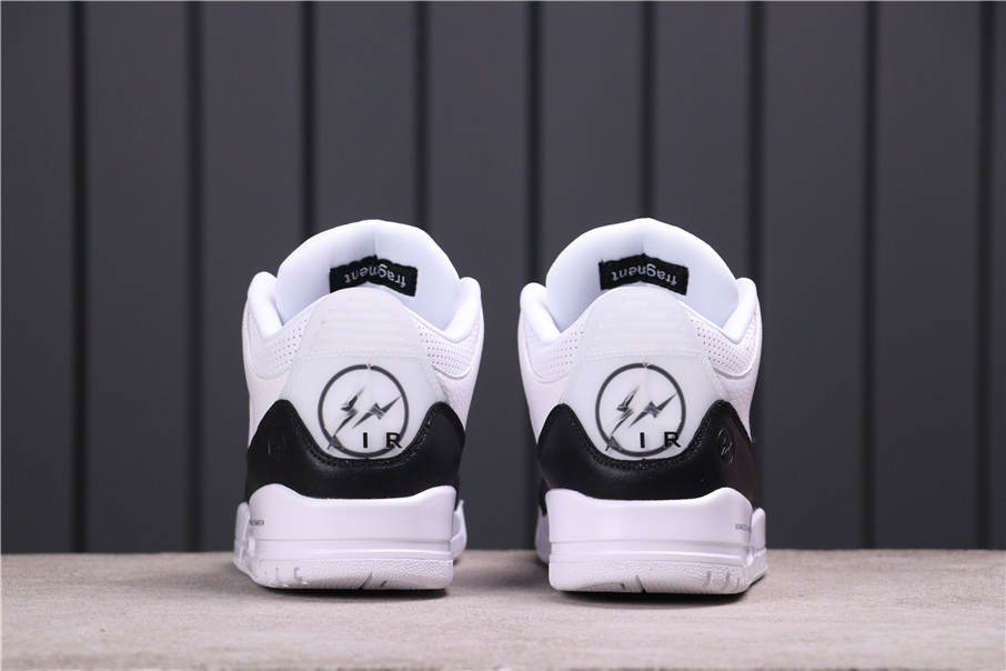 53USD Fragment Design x Air Jordan 3 DA3595-10036-46