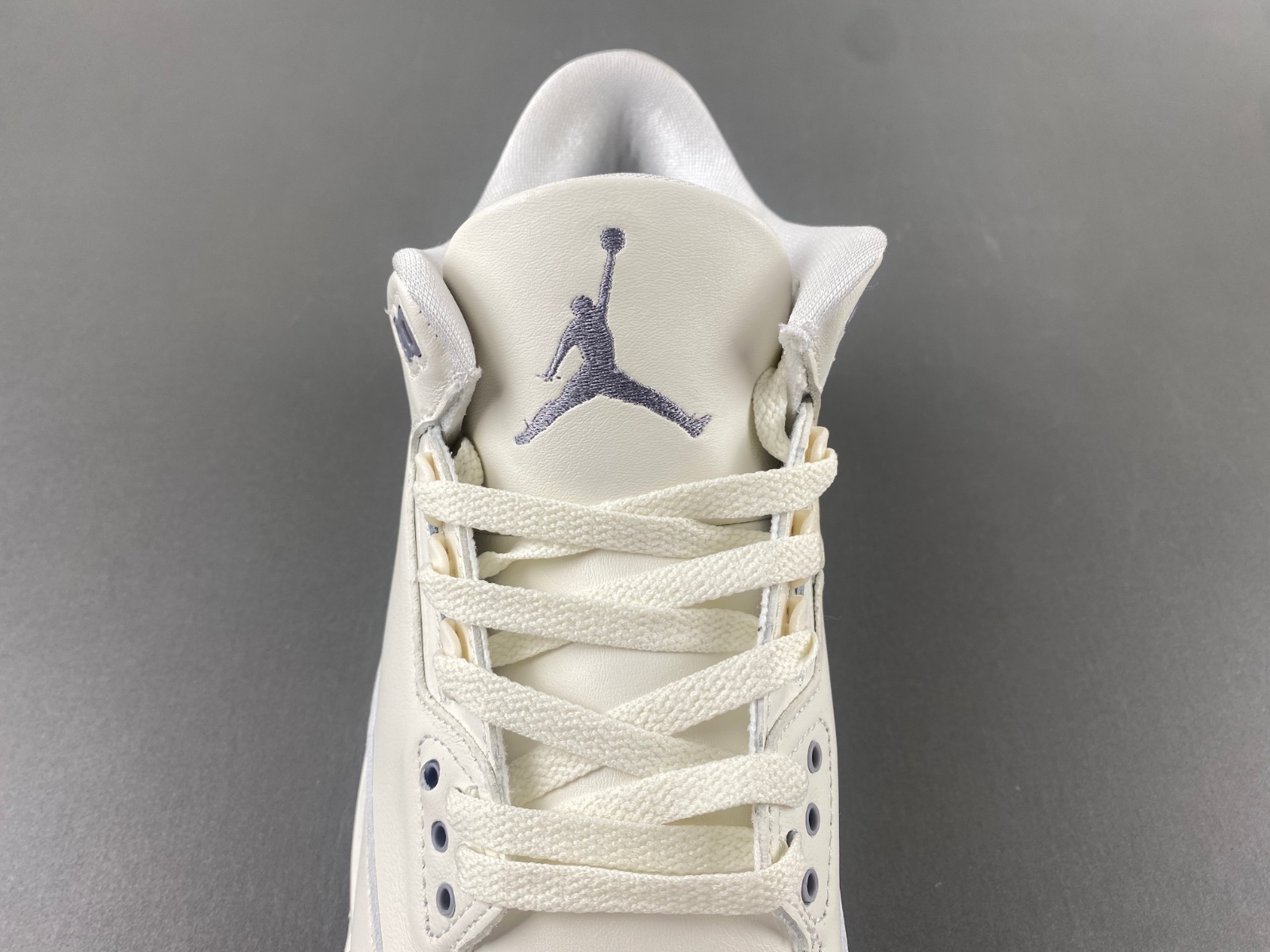 65USD Air Jordan 3 “Sail/Metallic Silver” CK9246-100 EU SIZE 36-47.5