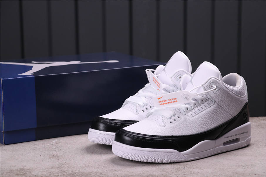 89USD Fragment Design x Air Jordan 3 DA3595-100 40-47.5