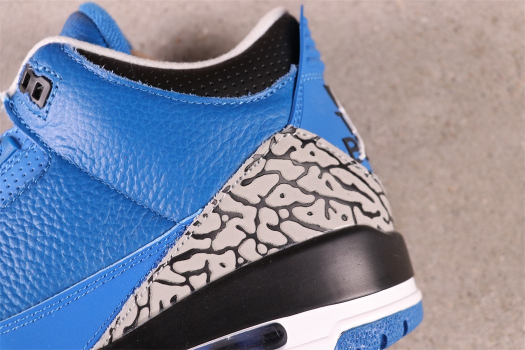 US$62 Air Jordan 3 “Quai 54”580775-401SIZE 40-47.5