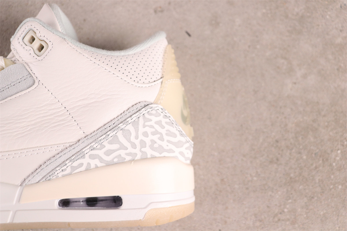 US$66 Air Jordan 3 x Travis Scott TS FJ9479-100 Size 36-47.5