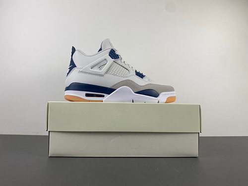 100USD Nike SB x Air Jordan 4 “Navy” 2025 DR5415-100