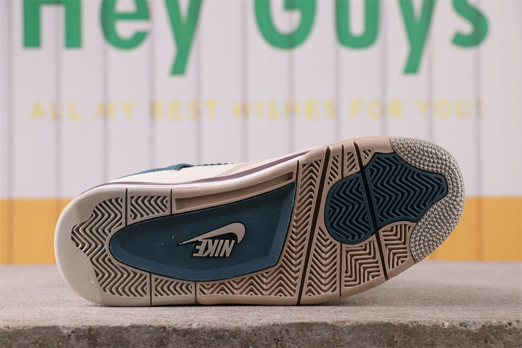 Air Jordan 4 [AJ4-KNCW]