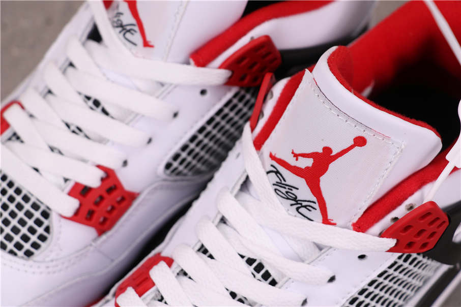 Air Jordan 4 Fearless [308497-160]