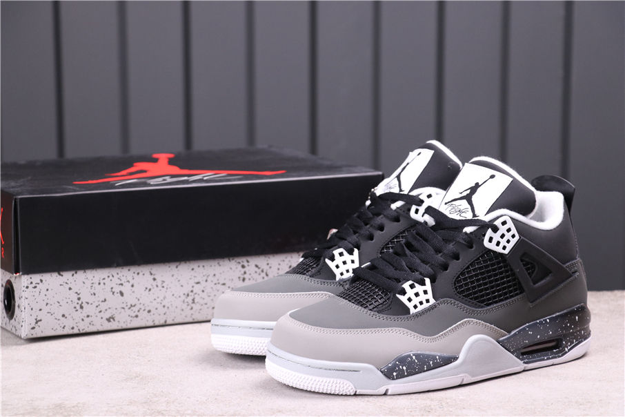 Air Jordan 4 [626969-030]
