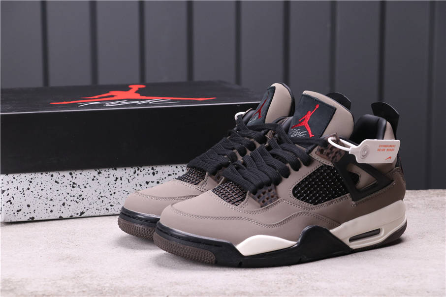 Air Jordan 4 Rasta [882335]