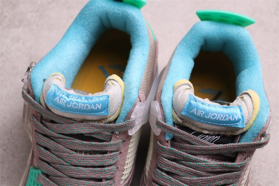 Air Jordan 4 Bred [DJ5718-242]