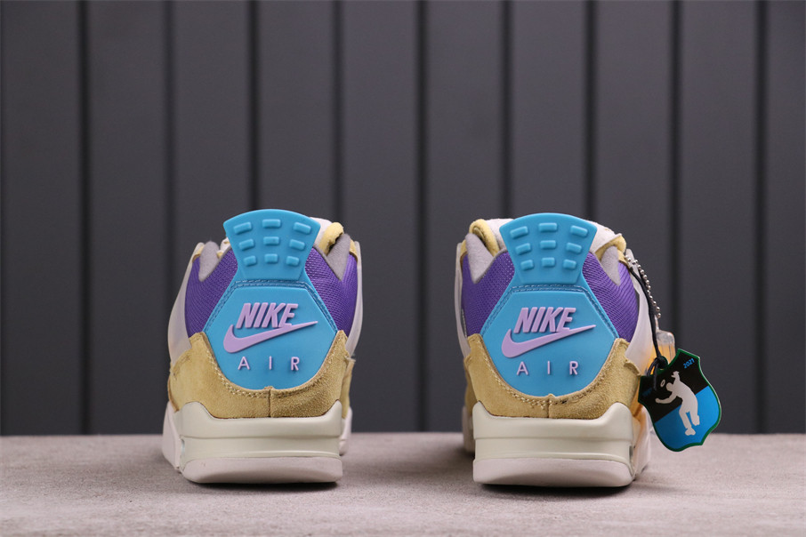 Air Jordan 4 Bred [DJ5718-300]