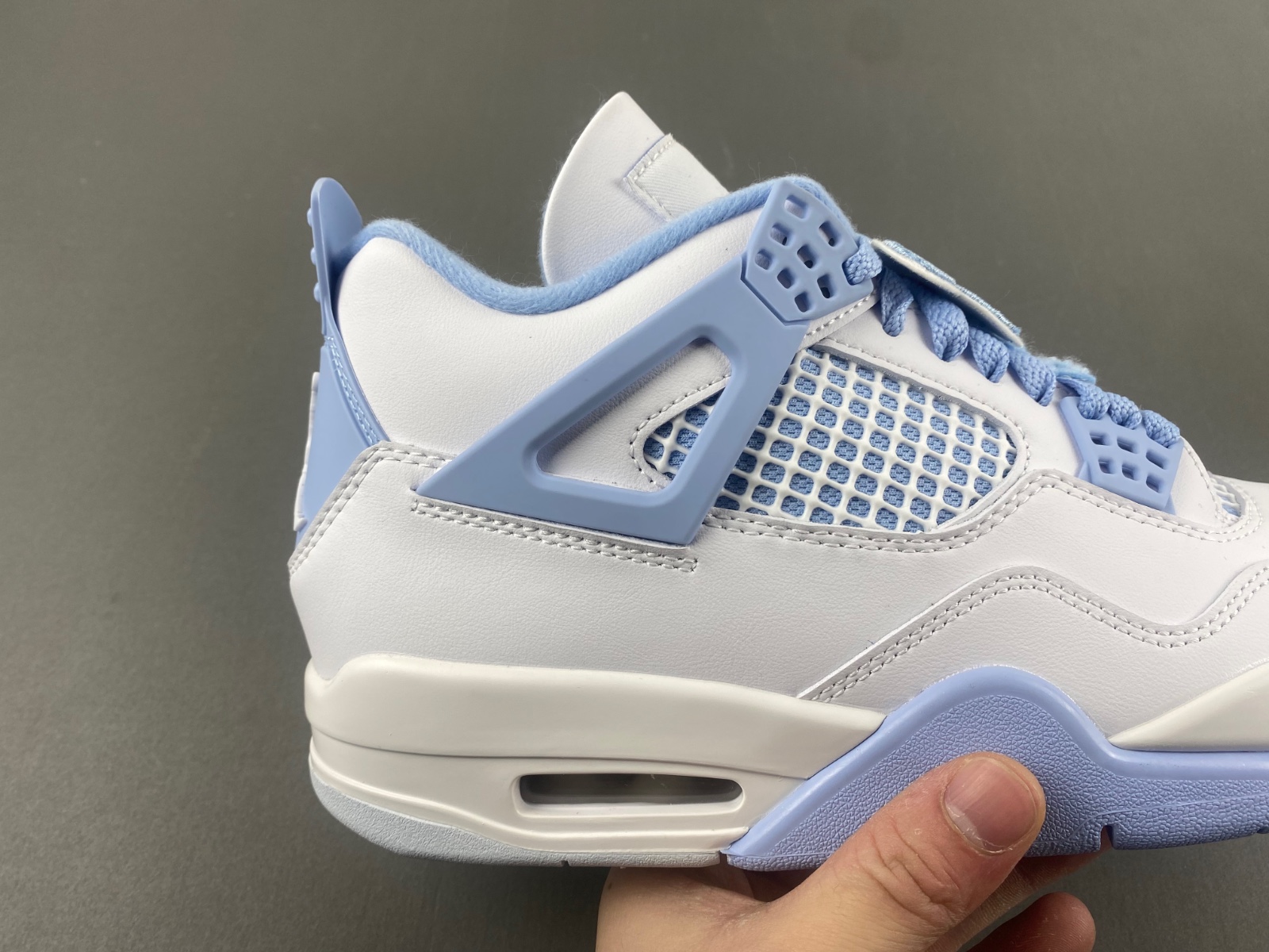 Air Jordan 4 WMNS Forget Me Not [HV0823-100]