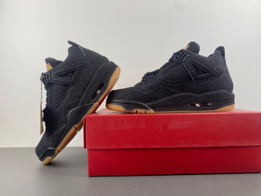 84USD A02571-001 S2版Jens x Air Jordan 4 Retro