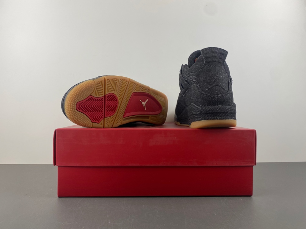 84USD A02571-001 S2版Jens x Air Jordan 4 Retro