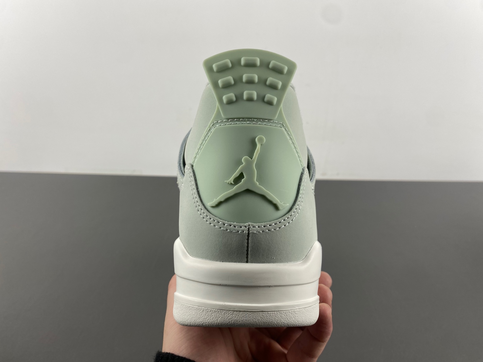 Air Jordan 4 WMNS Seafoam [HV0823-003]