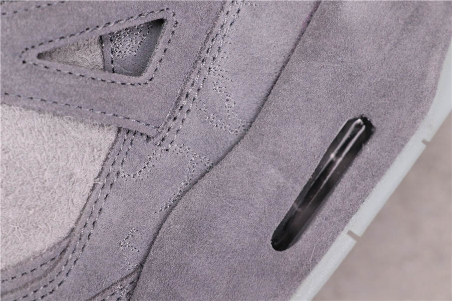93USD KAWS x Air Jordan 4 Cool Grey 930155-003 40-46