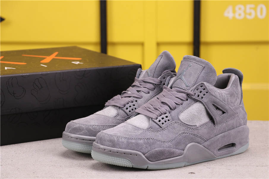 93USD KAWS x Air Jordan 4 Cool Grey 930155-003 40-46