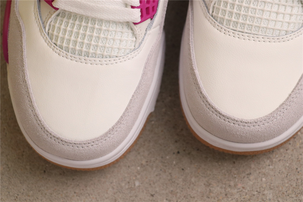 US$35 Nike SB x Jordan Air Jordan 4 DR5415-105