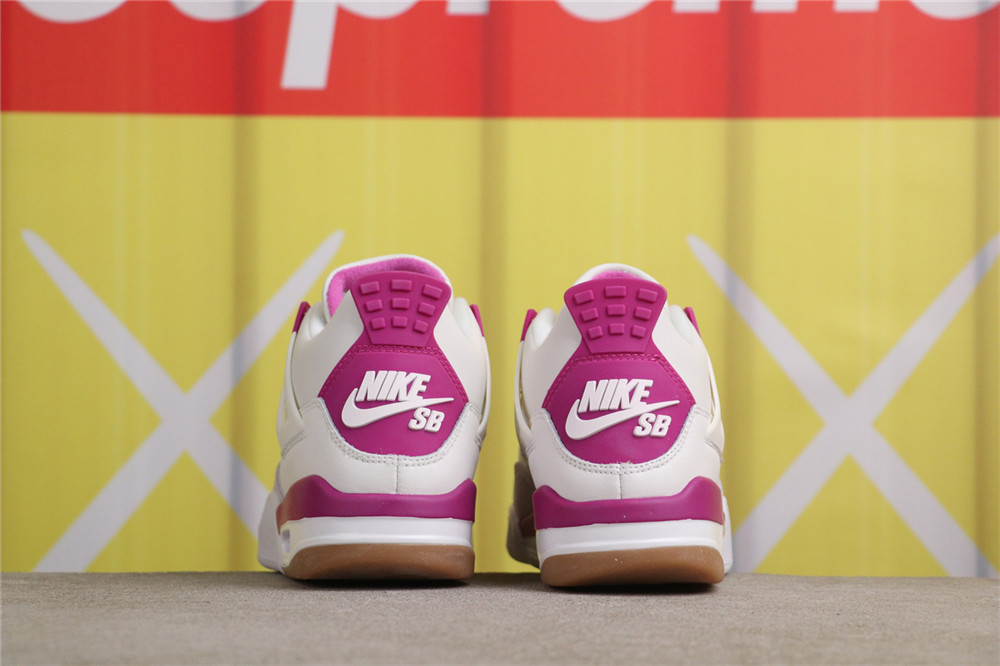 US$35 Nike SB x Jordan Air Jordan 4 DR5415-105