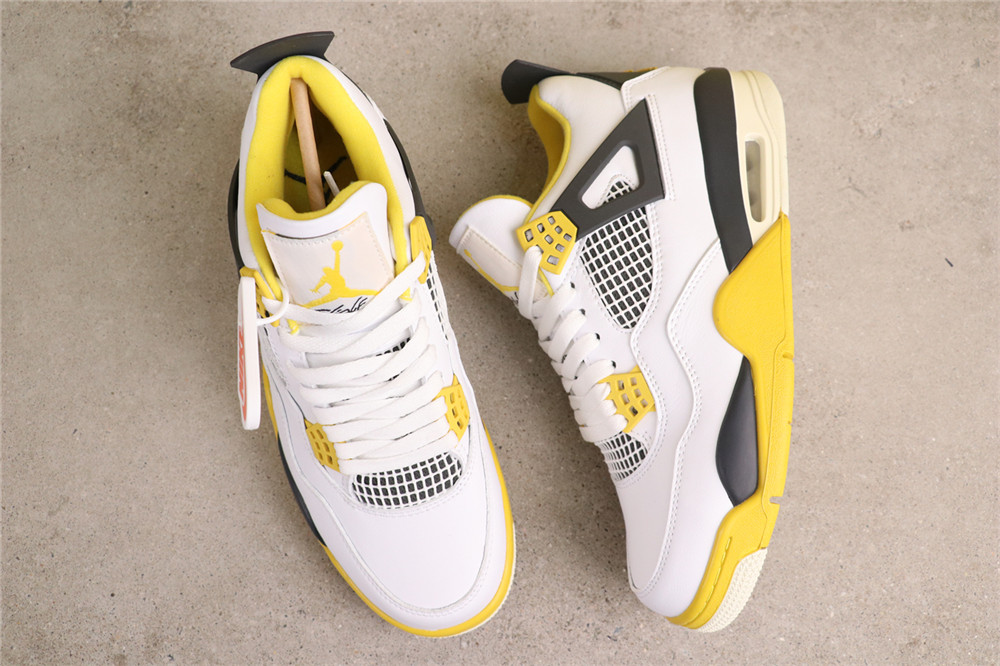 Air Jordan 4 Vivid Sulfur [AQ9129-101]