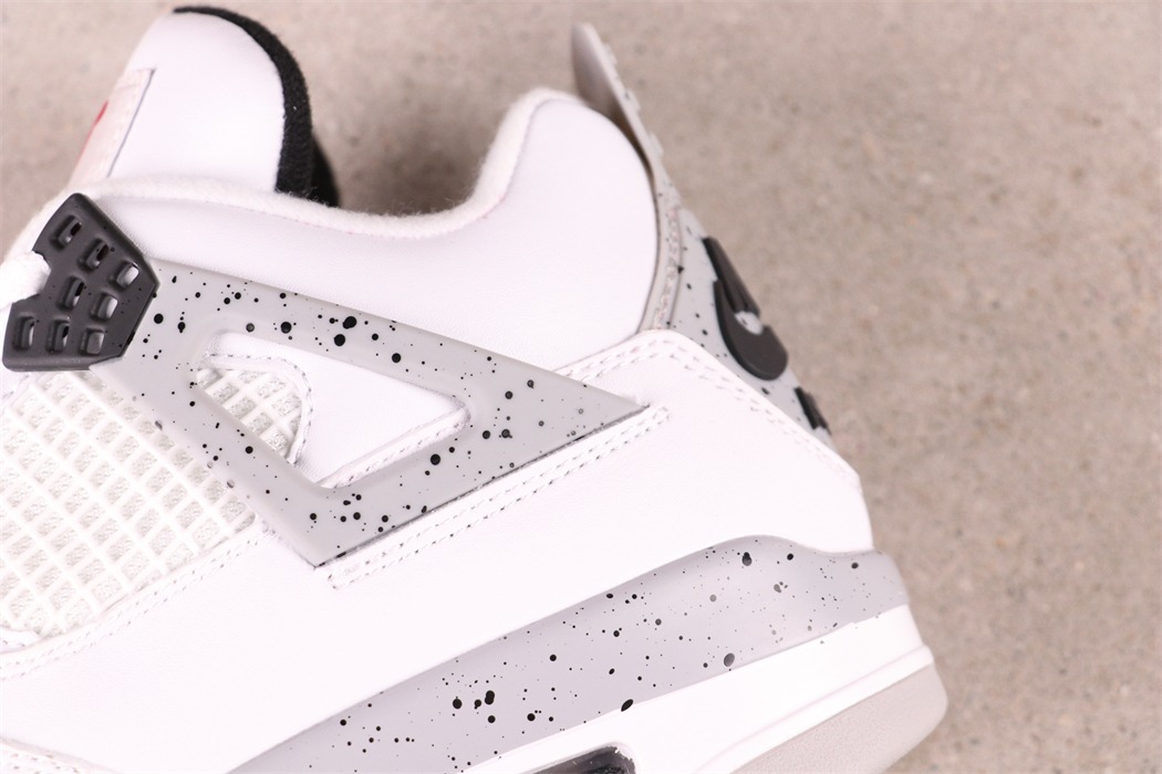 Air Jordan 4 White Cement [840606-192]