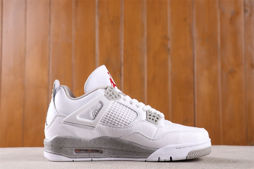 US$49 Air Jordan 4 “White Oreo” CT8527-100Size 36-47.5
