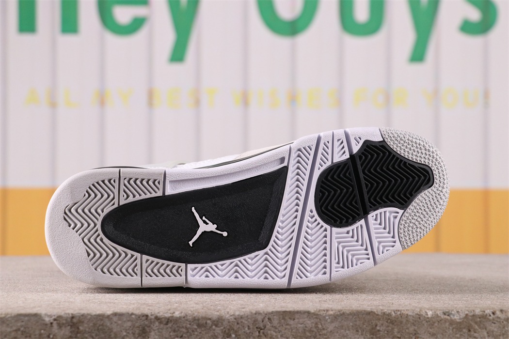 Air Jordan 4 Military Black [DH6927-111]