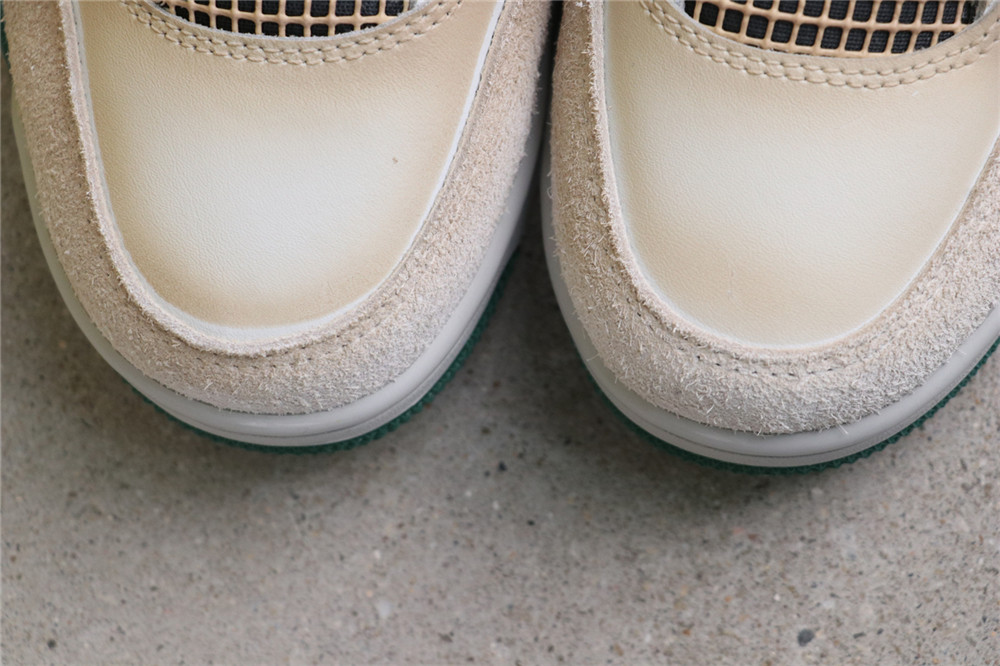 Air Jordan 4 Retro [DC7770-106]