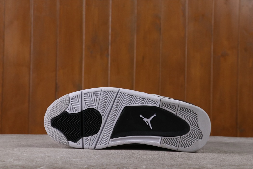 Air Jordan 4 Military Black [DH6927-111]