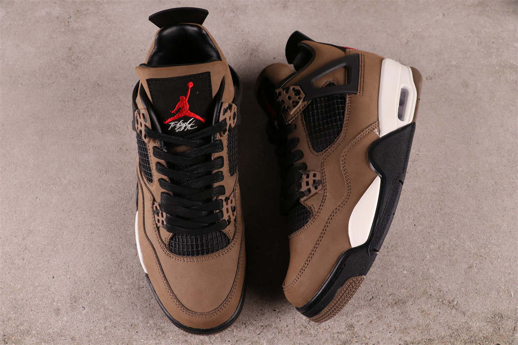 Air Jordan 4 [8823354]