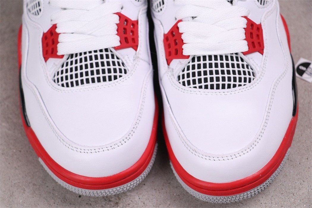 Air Jordan 4 Fire Red [DC7770-016]