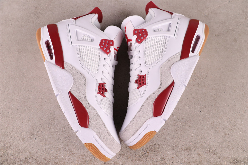 Nike SB x Air Jordan 4 [DR5415-160]