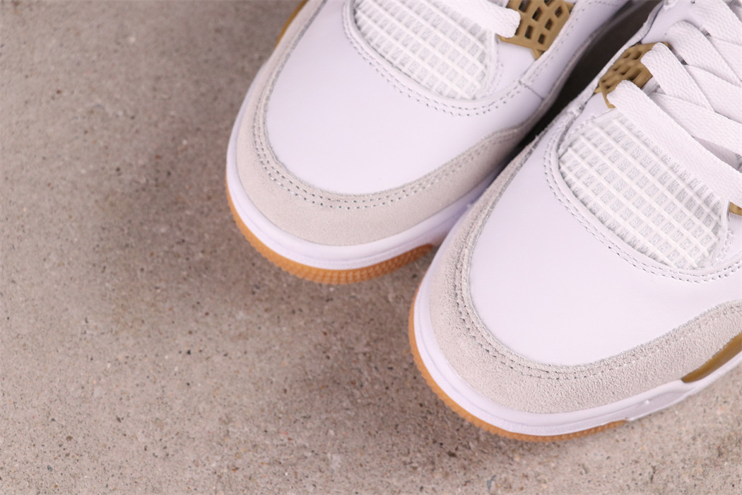 Nike SB x Air Jordan 4 [DR5415-120]