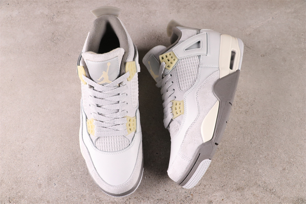 Air Jordan 4 SE Craft Photon Dust [DV3742-021]