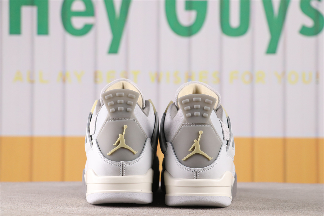 Air Jordan 4 SE Craft Photon Dust [DV3742-021]