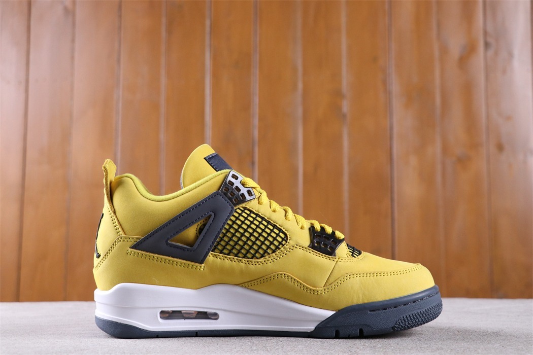 Air Jordan 4 Lightning [CT8527-700]