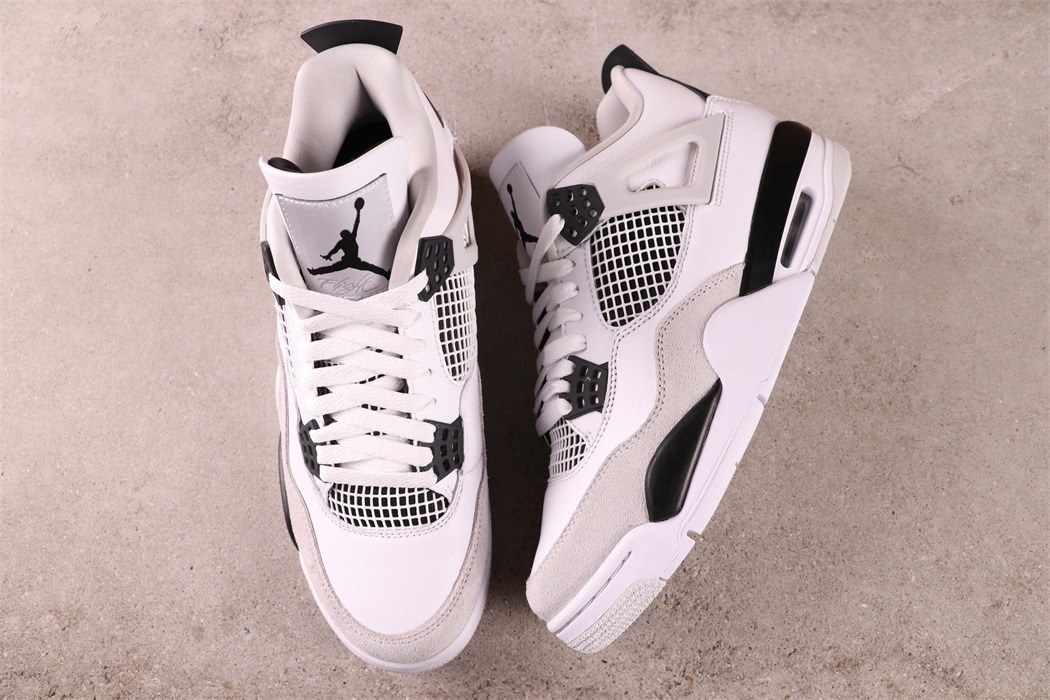 US$93 Air Jordan 4 “Military Black”DH6927-111Size 40-47.5