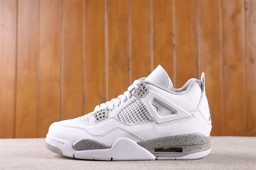 US$93 Air Jordan 4 “White Oreo” CT8527-100Size 40-47.5