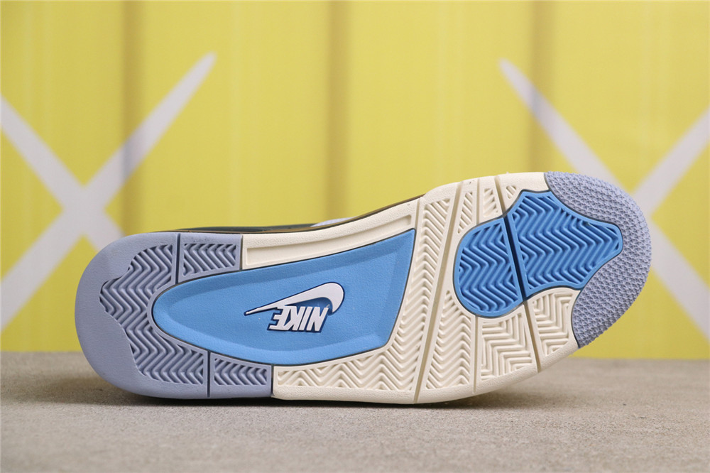 Air Jordan 4 RM [HF4334-002]