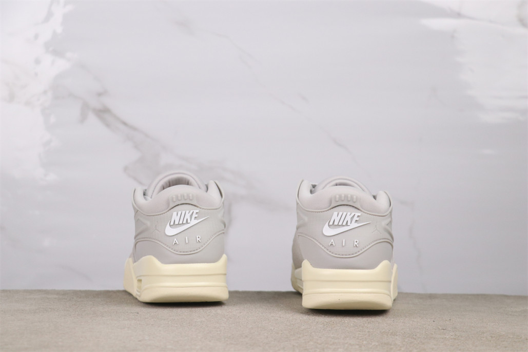 Air Jordan 4 RM [FQ7940-001]