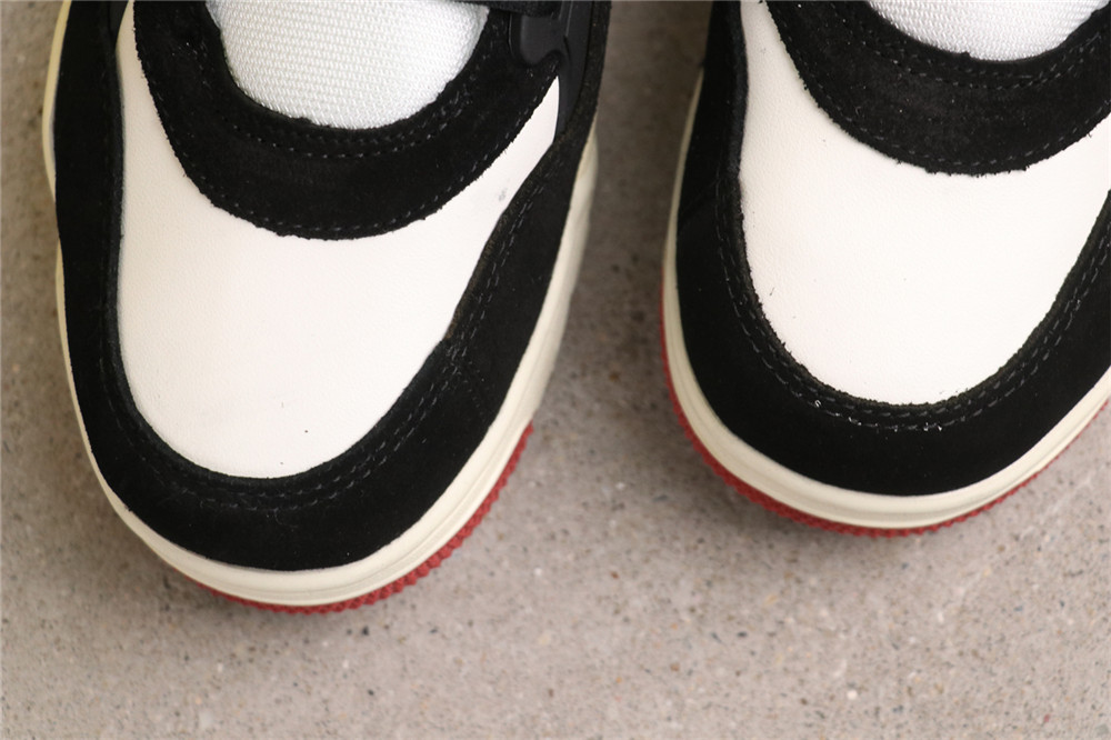 Air Jordan 4 RM [FQ7939-100]