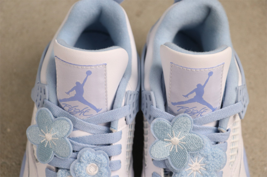 Air Jordan 4 WMNS Forget Me Not [HV0823-100]
