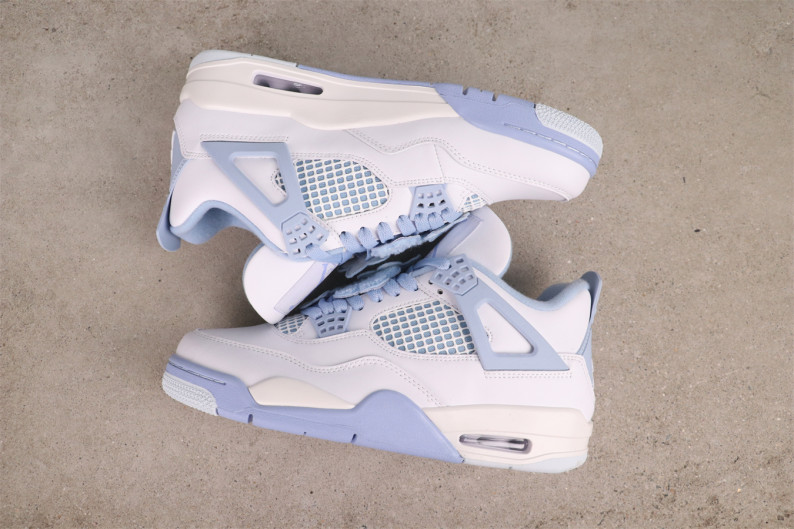 Air Jordan 4 WMNS Forget Me Not [HV0823-100]