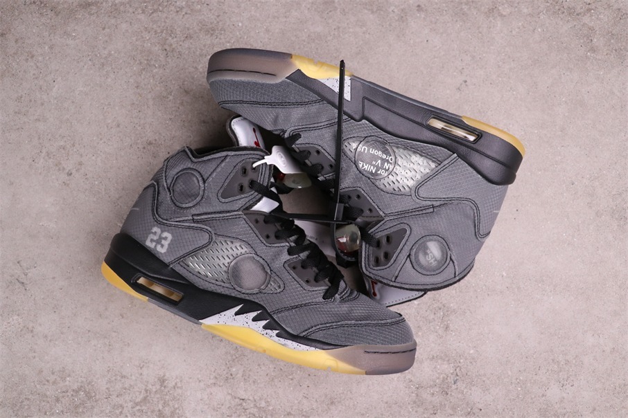 110USD OFF-WHITE x Air Jordan 5 AJ5 CT8480-001 Size 40-47.5 us7-us13 110USD OFF-WHITE x Air Jordan 5 AJ5 CT8480-001 Size 40-47.5 us7-us13