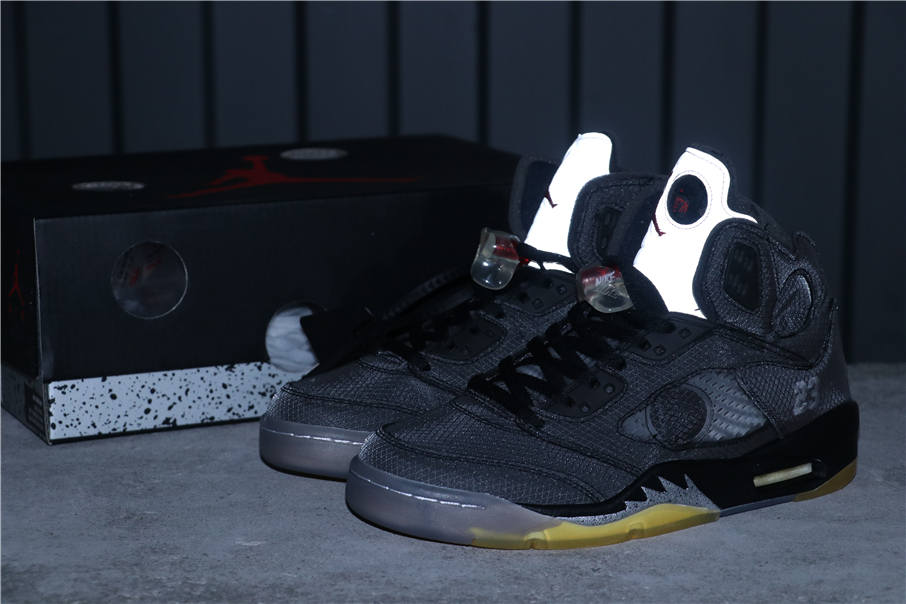 53USD OFF-WHITE x Air Jordan 5 CT8480-001 36-47.5