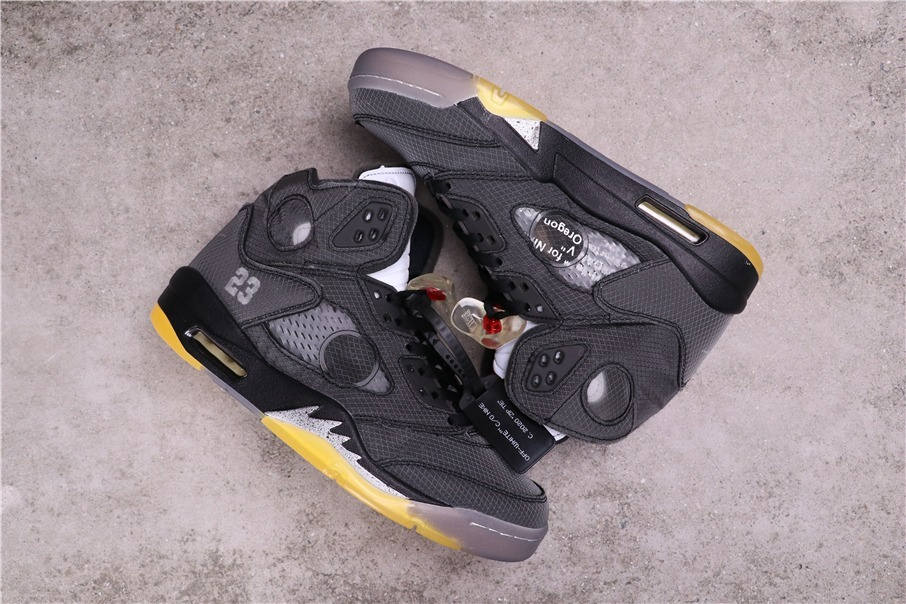53USD OFF-WHITE x Air Jordan 5 CT8480-001 36-47.5