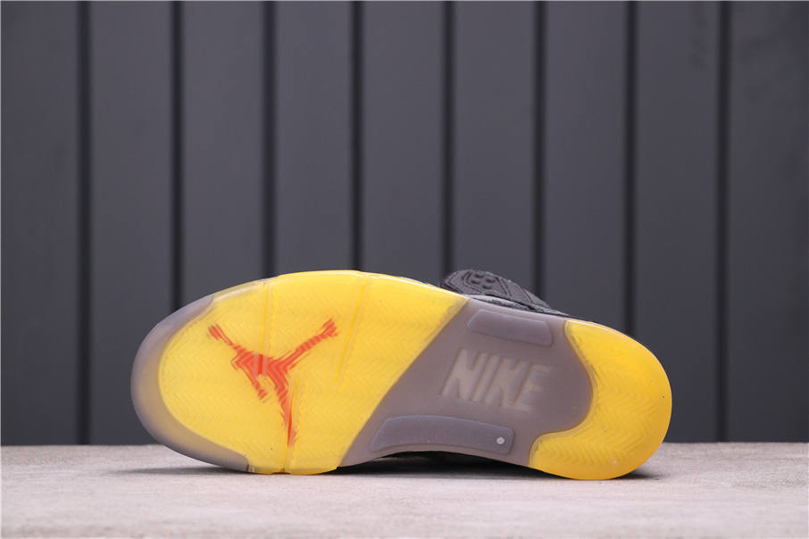 53USD OFF-WHITE x Air Jordan 5 CT8480-001 36-47.5