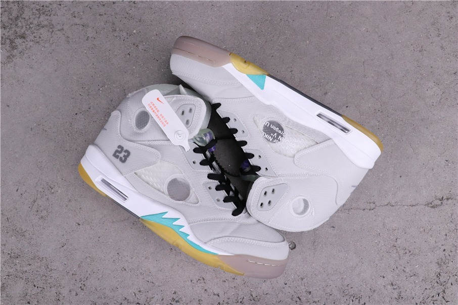 58USD OFF-WHITE X Air Jordan 5 CT8480-105 40-46