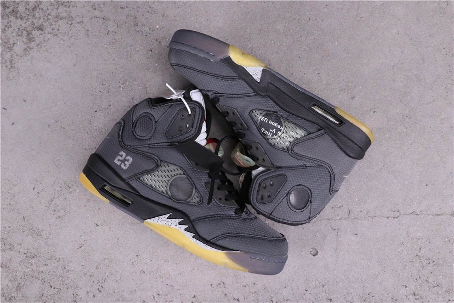 58USD OFF-WHITE x Air Jordan 5 CT8480-001 40-46