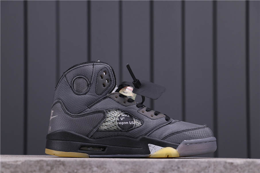 58USD OFF-WHITE x Air Jordan 5 CT8480-001 40-46