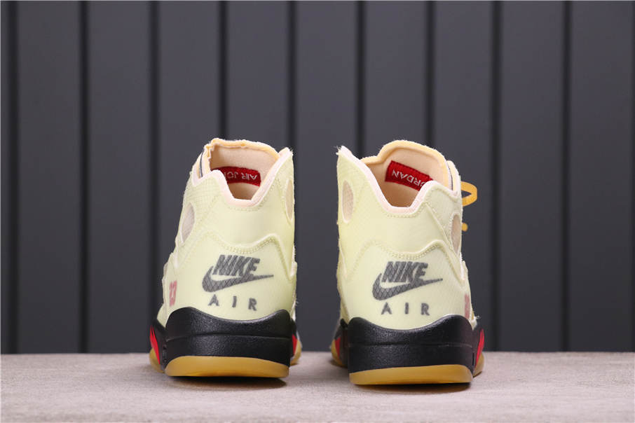 62USD OFF-WHITE x Air Jordan 5 “Sail”DH8565-100 40-46