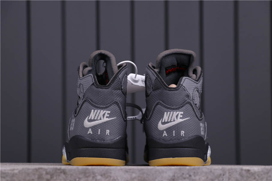 67USD OFF-WHITE x Air Jordan 5 CT8480-001 40-47.5