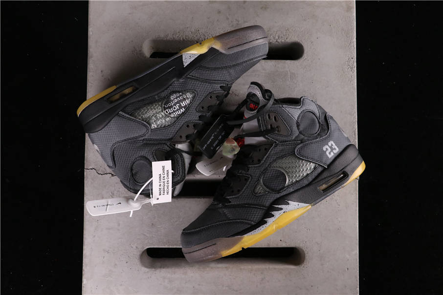 71USD OFF-WHITE x Air Jordan 5 CT8480-001 40-47